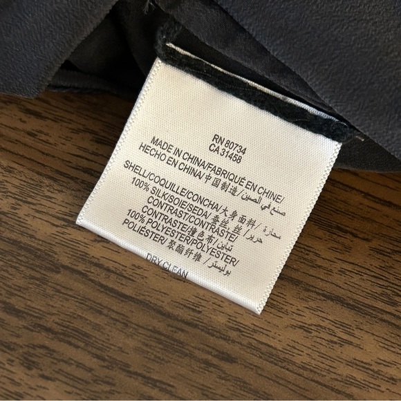 BCBGeneration Black Sheer Silk Mesh Sleeve Blouse S-M *Brand/Size Tag missing* - Picture 5 of 9